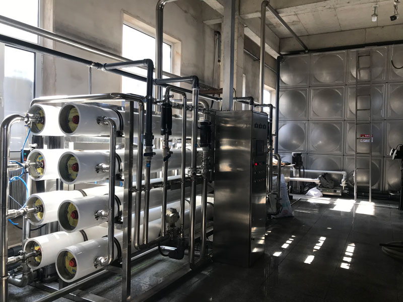 奧雪食品廠30噸反滲透設(shè)備